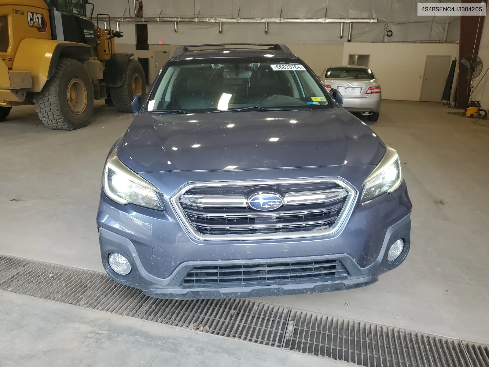 2018 Subaru Outback 3.6R Limited VIN: 4S4BSENC4J3304205 Lot: 66823764