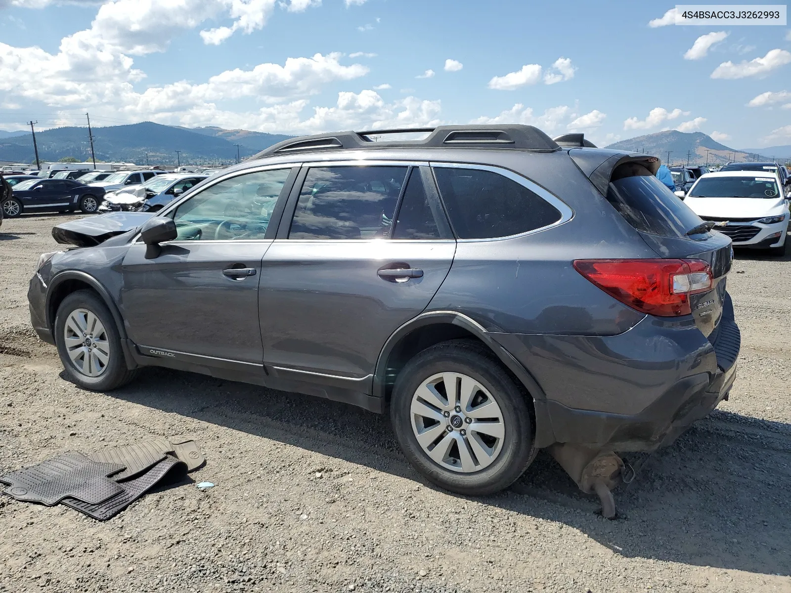 2018 Subaru Outback 2.5I Premium VIN: 4S4BSACC3J3262993 Lot: 66961064