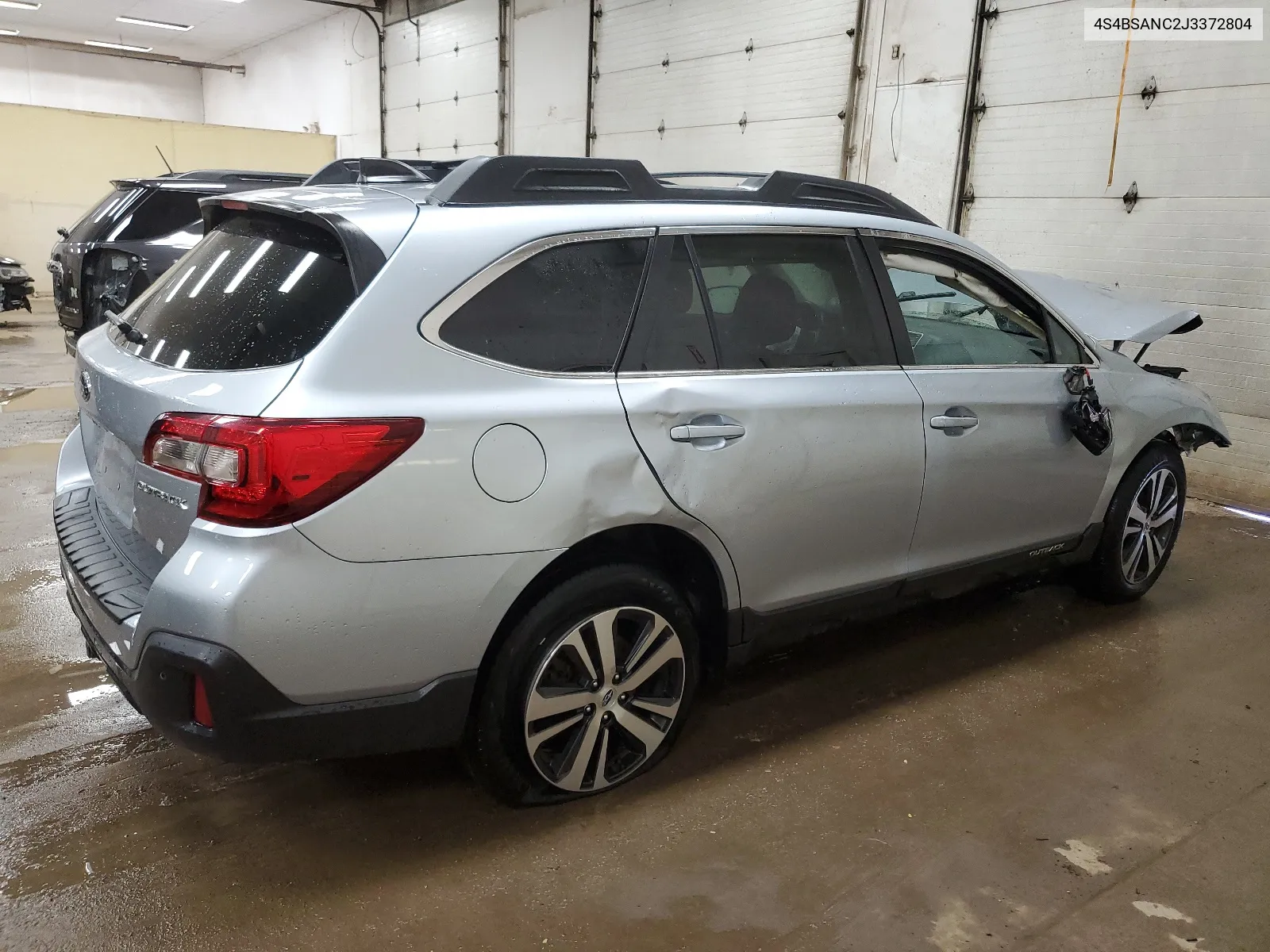 2018 Subaru Outback 2.5I Limited VIN: 4S4BSANC2J3372804 Lot: 68042634