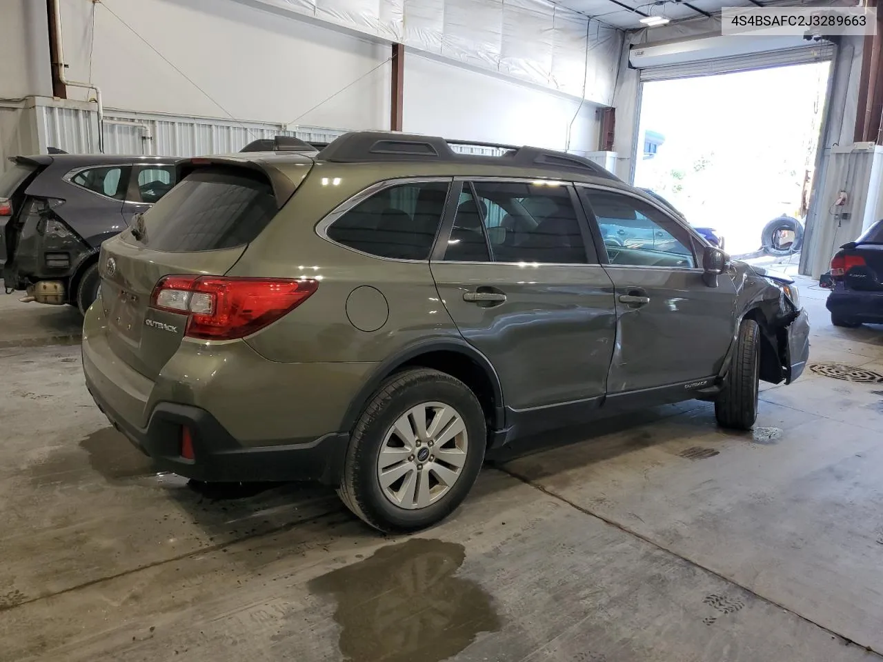 2018 Subaru Outback 2.5I Premium VIN: 4S4BSAFC2J3289663 Lot: 68793404