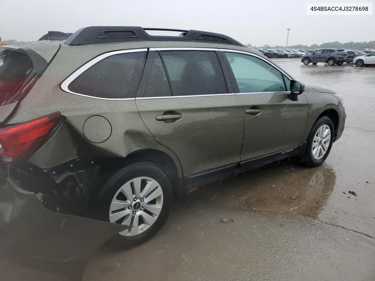 4S4BSACC4J3278698 2018 Subaru Outback 2.5I Premium