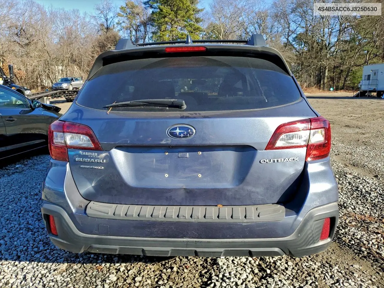 4S4BSACC6J3250630 2018 Subaru Outback 2.5I Premium