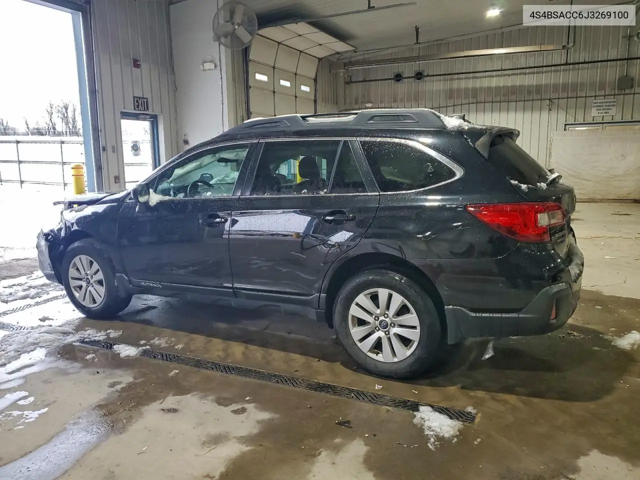 4S4BSACC6J3269100 2018 Subaru Outback 2.5I Premium