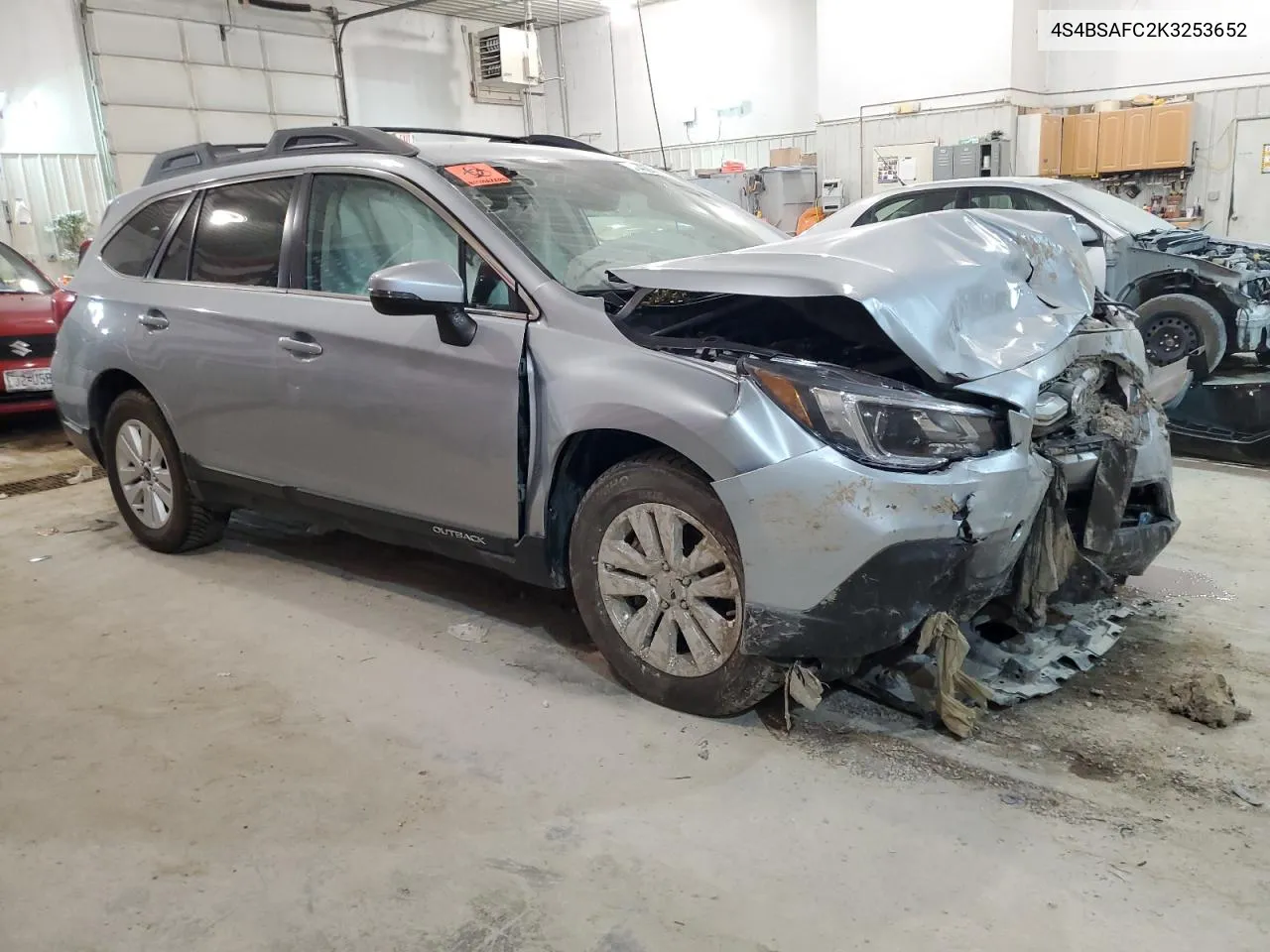 4S4BSAFC2K3253652 2019 Subaru Outback 2.5I Premium