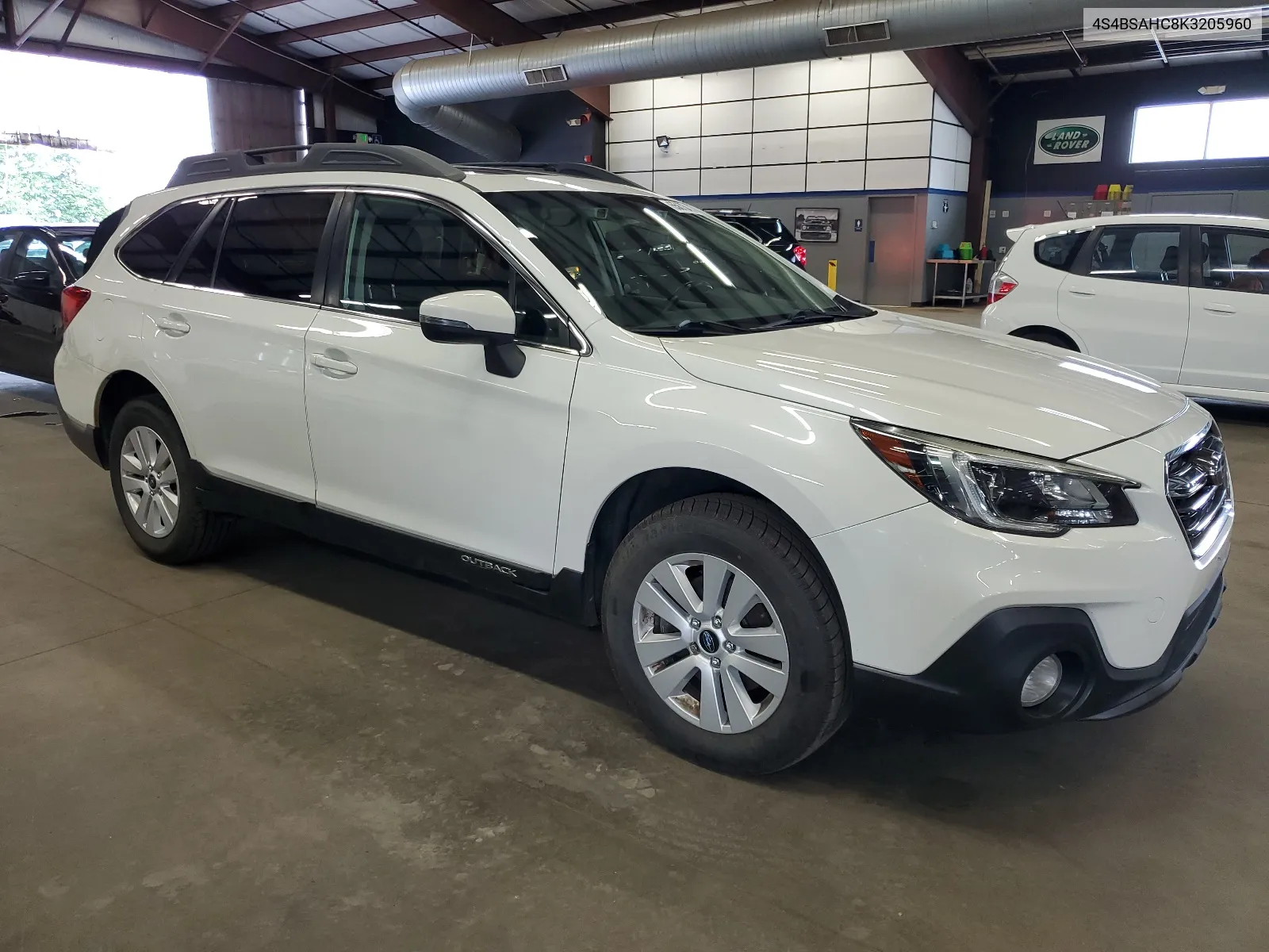 2019 Subaru Outback 2.5I Premium VIN: 4S4BSAHC8K3205960 Lot: 65673434