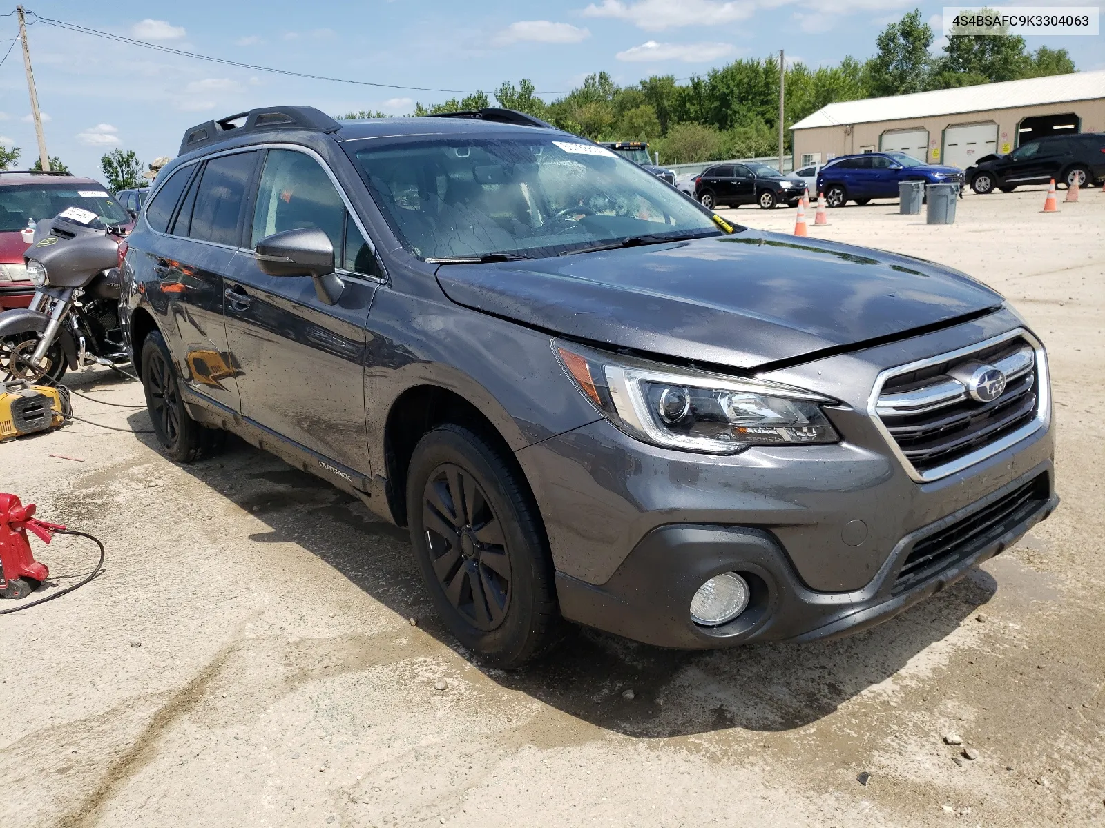 2019 Subaru Outback 2.5I Premium VIN: 4S4BSAFC9K3304063 Lot: 65738634