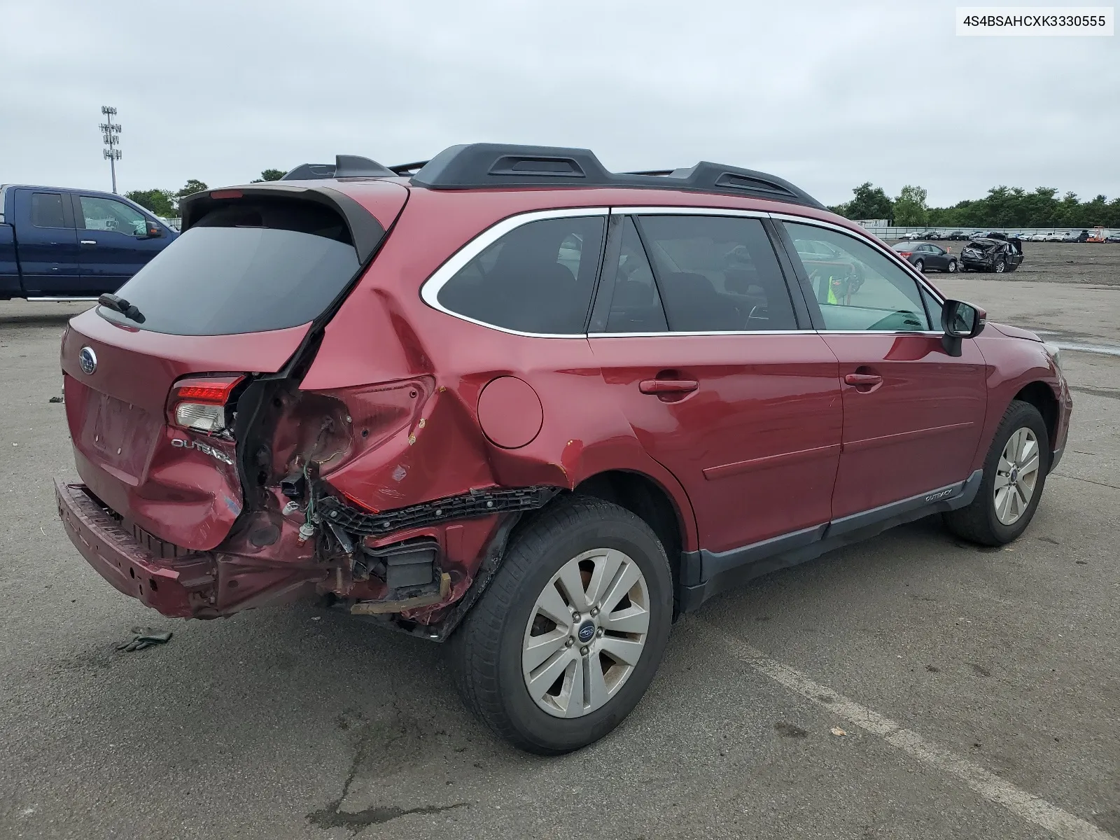 2019 Subaru Outback 2.5I Premium VIN: 4S4BSAHCXK3330555 Lot: 66283384