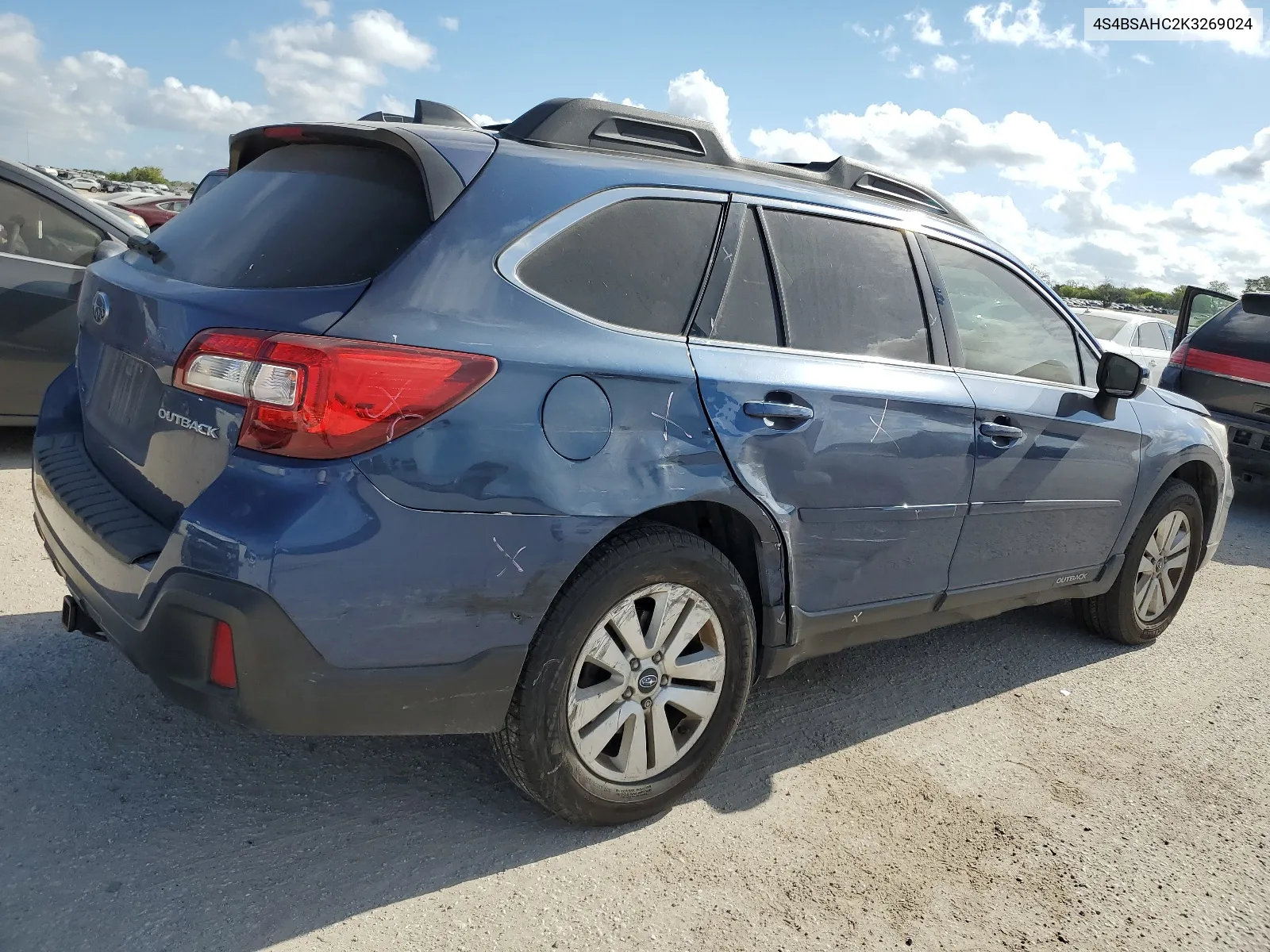 2019 Subaru Outback 2.5I Premium VIN: 4S4BSAHC2K3269024 Lot: 67464224