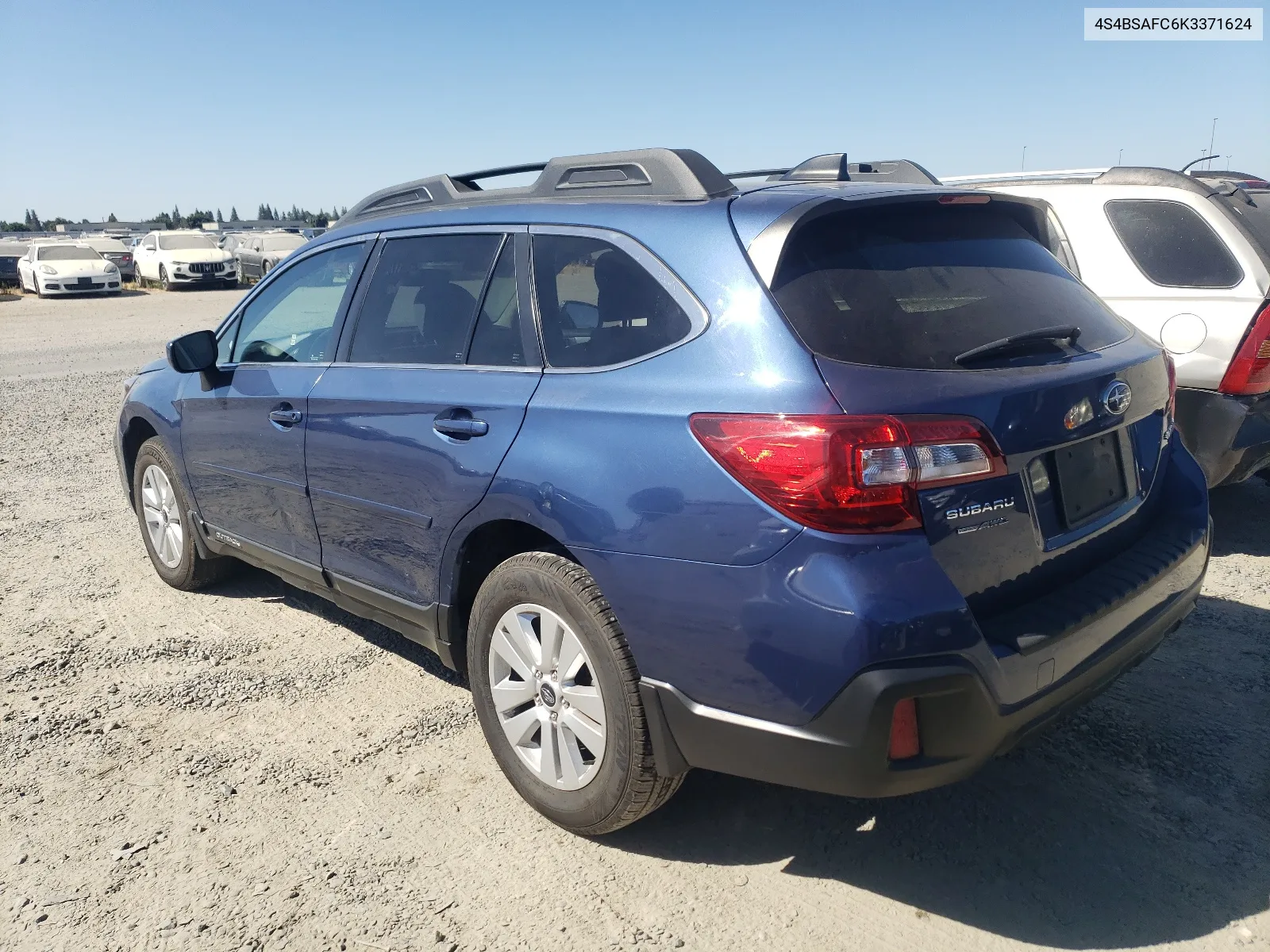 2019 Subaru Outback 2.5I Premium VIN: 4S4BSAFC6K3371624 Lot: 67749754