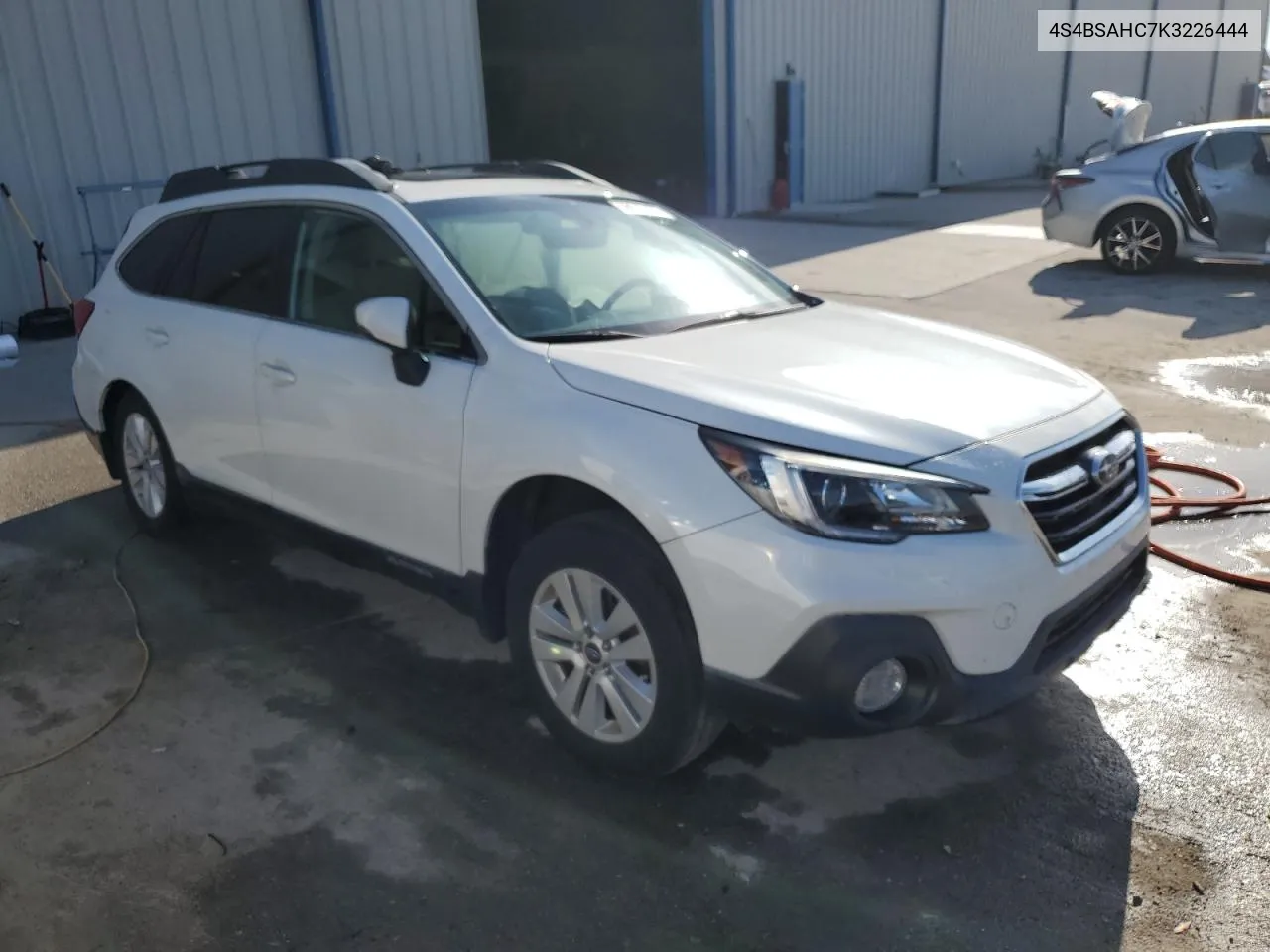 4S4BSAHC7K3226444 2019 Subaru Outback 2.5I Premium