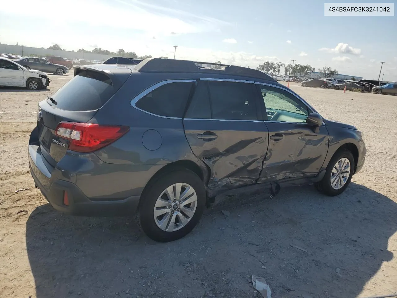 2019 Subaru Outback 2.5I Premium VIN: 4S4BSAFC3K3241042 Lot: 72036284