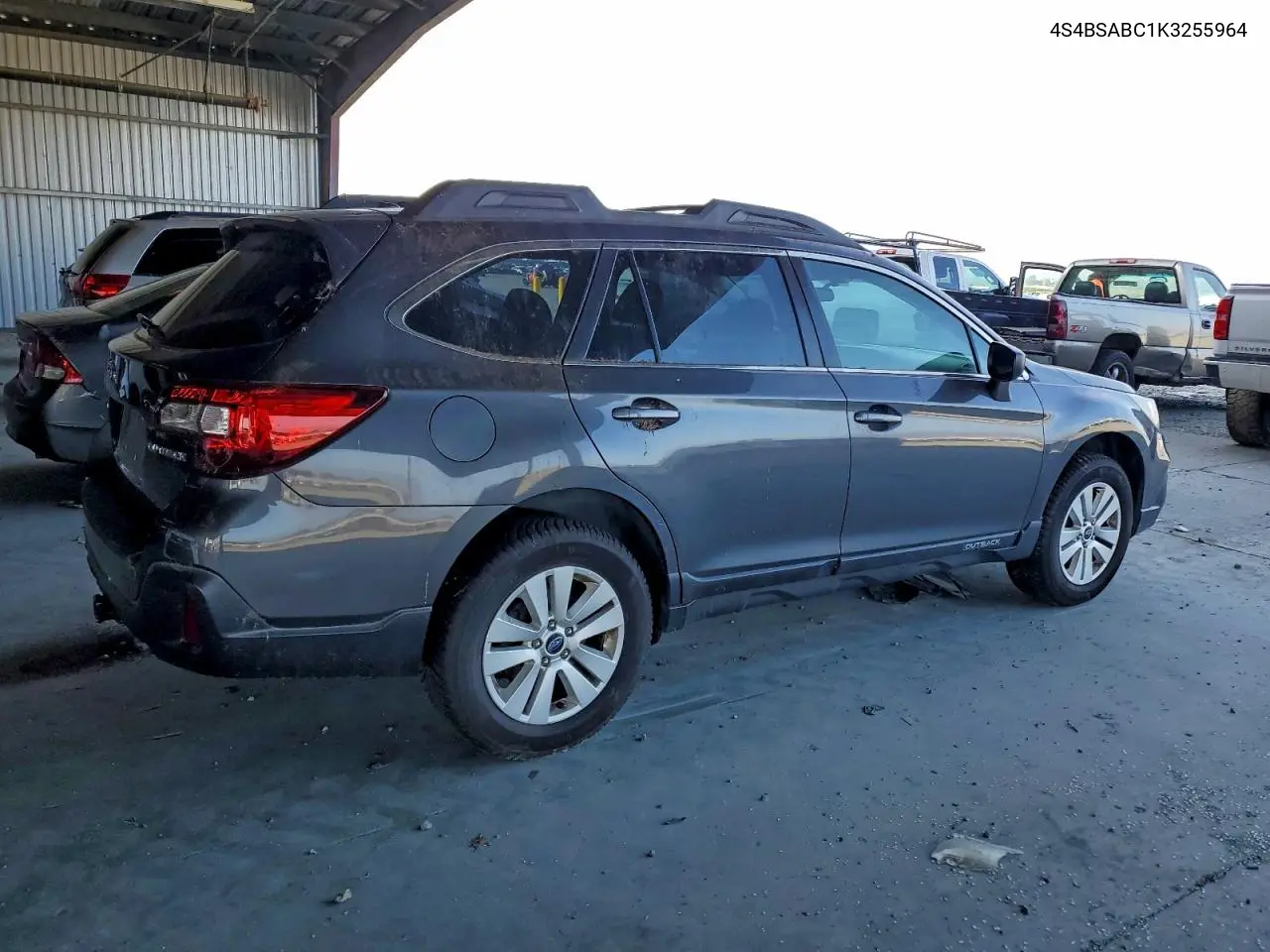 4S4BSABC1K3255964 2019 Subaru Outback 2.5I