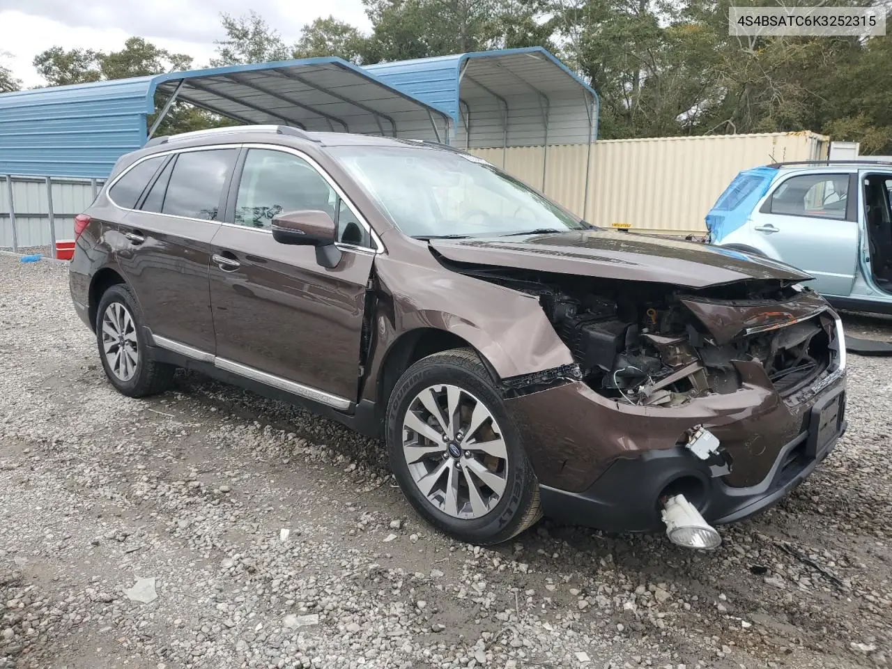 4S4BSATC6K3252315 2019 Subaru Outback Touring