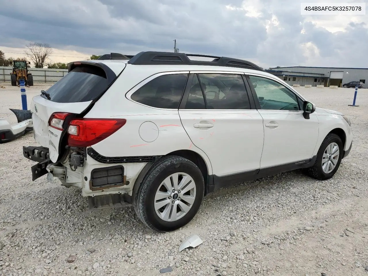 4S4BSAFC5K3257078 2019 Subaru Outback 2.5I Premium