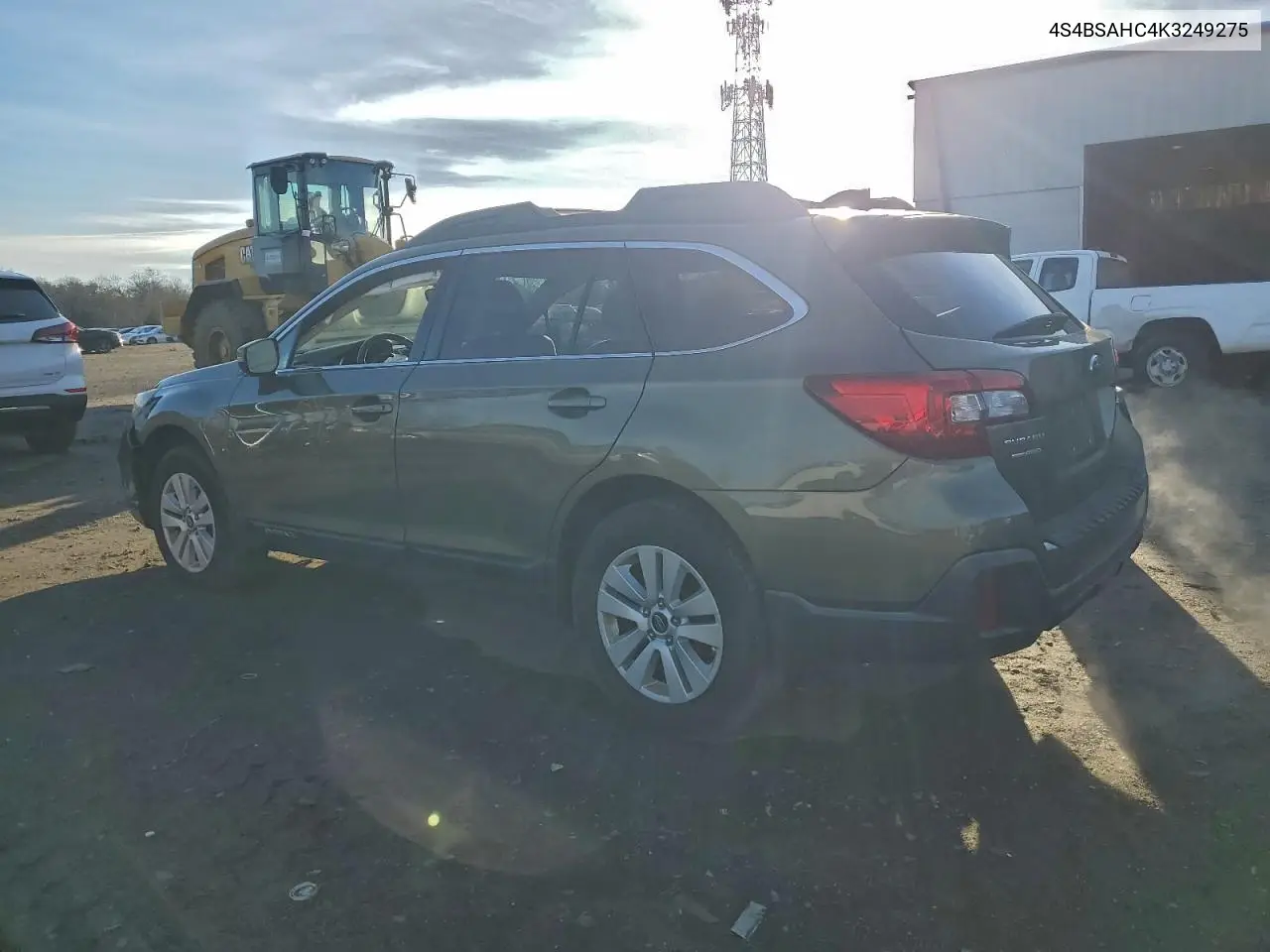 4S4BSAHC4K3249275 2019 Subaru Outback 2.5I Premium