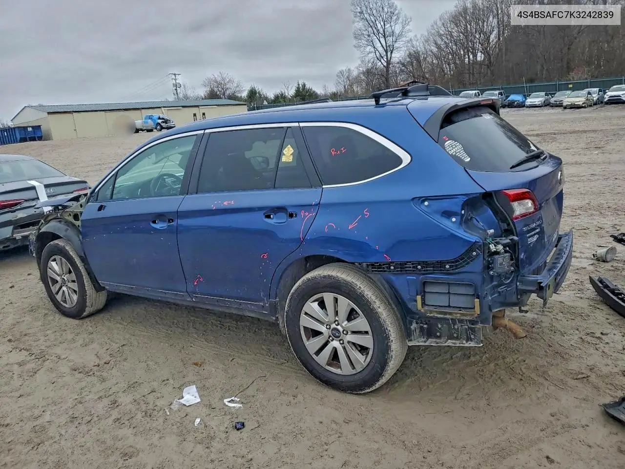 4S4BSAFC7K3242839 2019 Subaru Outback 2.5I Premium