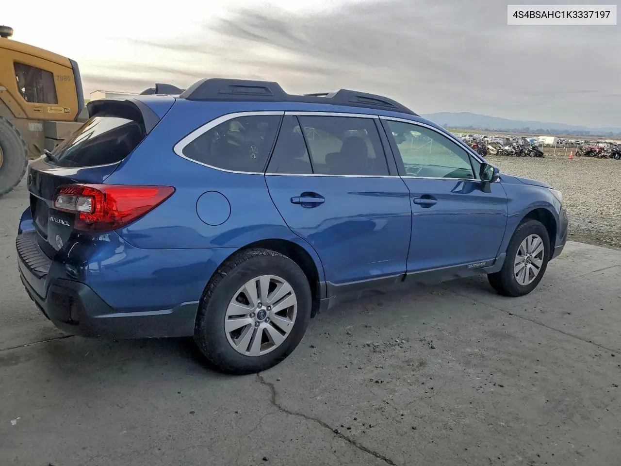 4S4BSAHC1K3337197 2019 Subaru Outback 2.5I Premium
