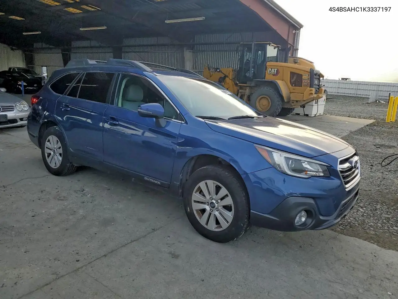 4S4BSAHC1K3337197 2019 Subaru Outback 2.5I Premium