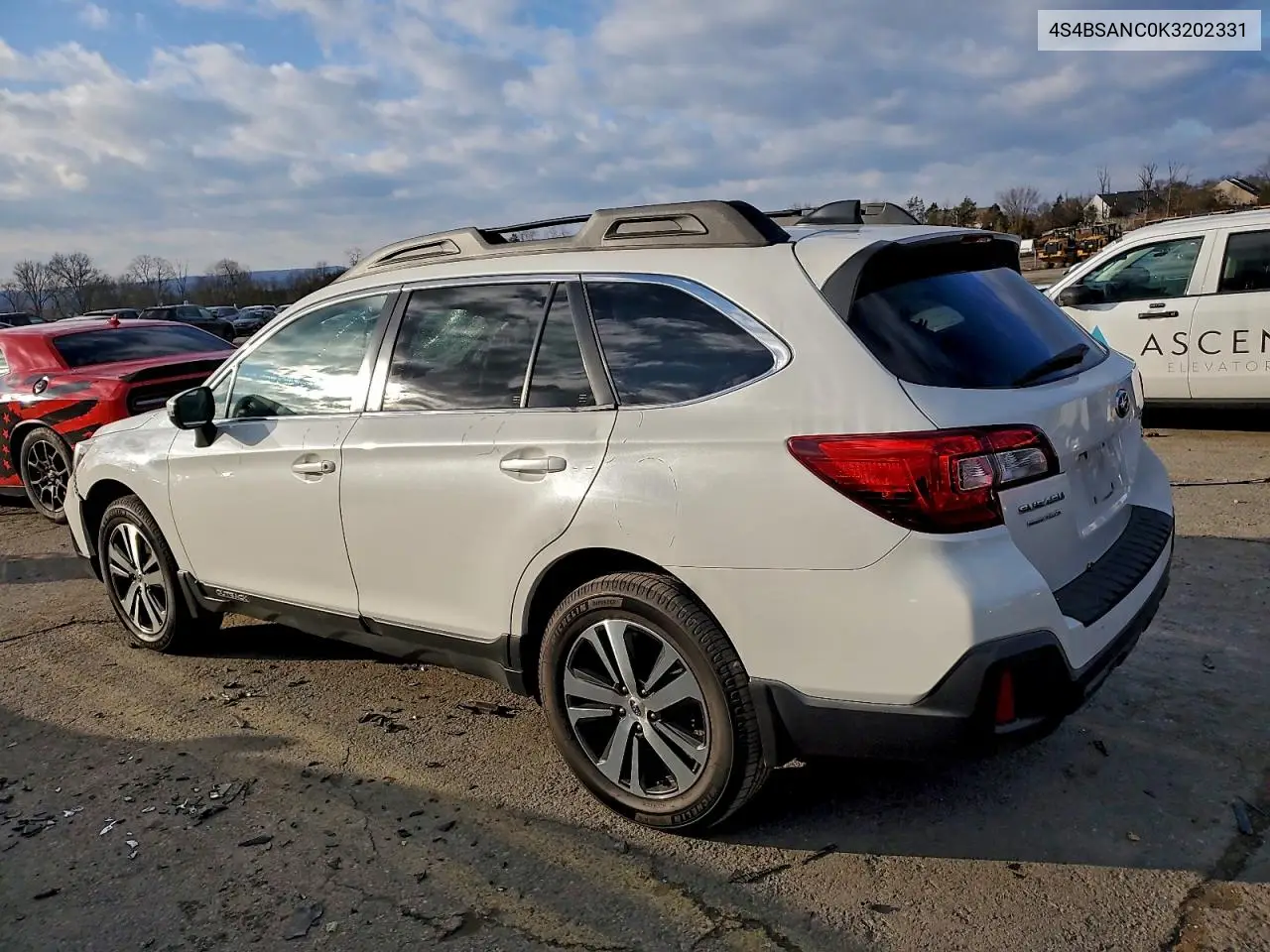 4S4BSANC0K3202331 2019 Subaru Outback 2.5I Limited