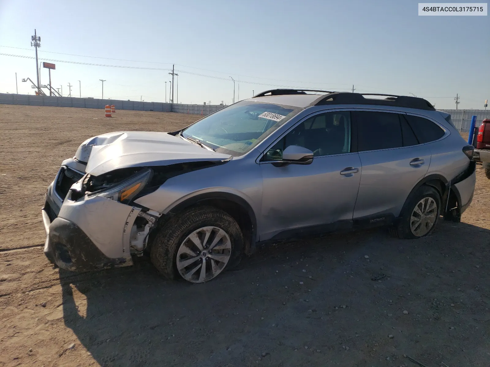 4S4BTACC0L3175715 2020 Subaru Outback Premium