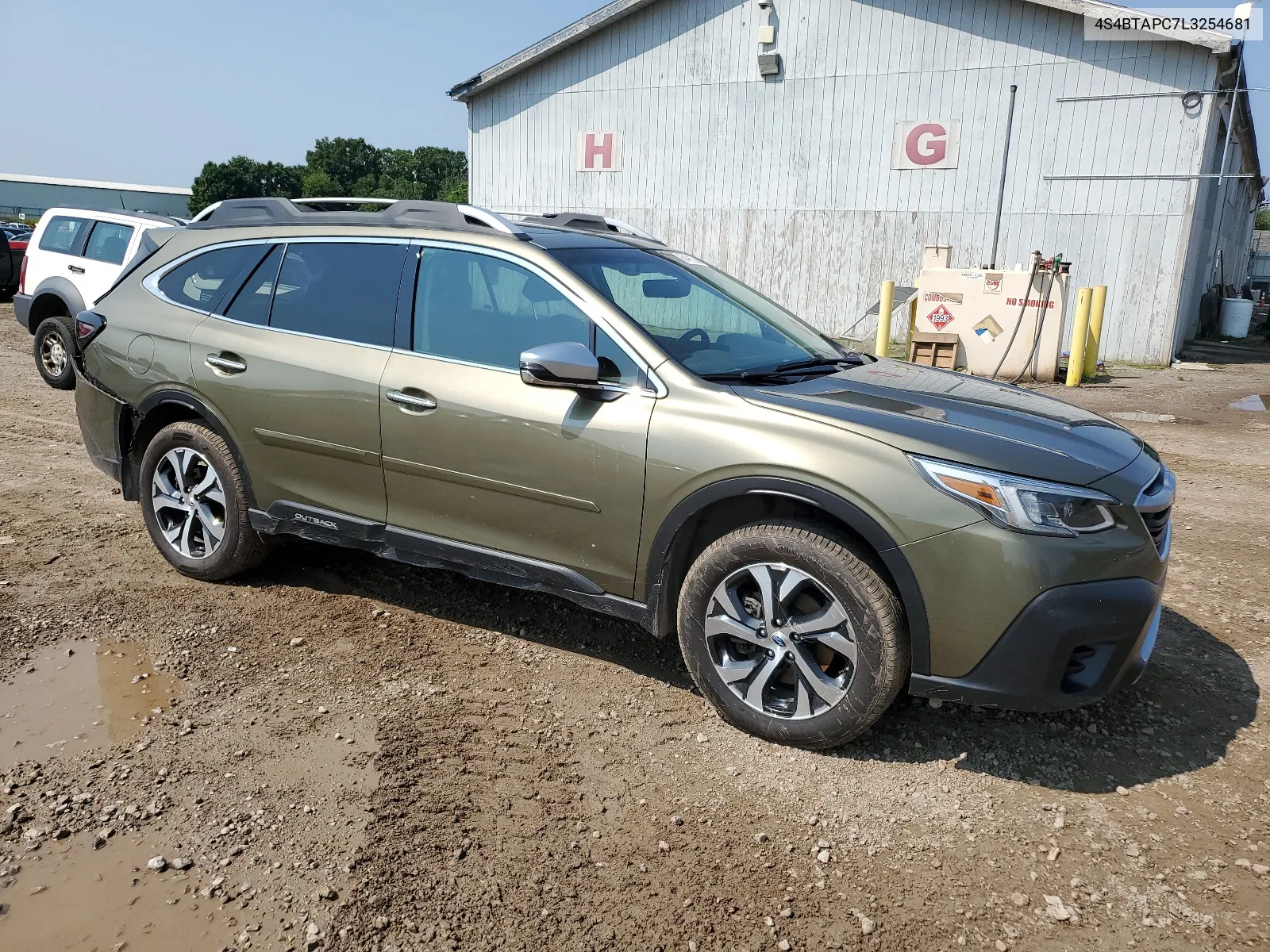 2020 Subaru Outback Touring VIN: 4S4BTAPC7L3254681 Lot: 64495534