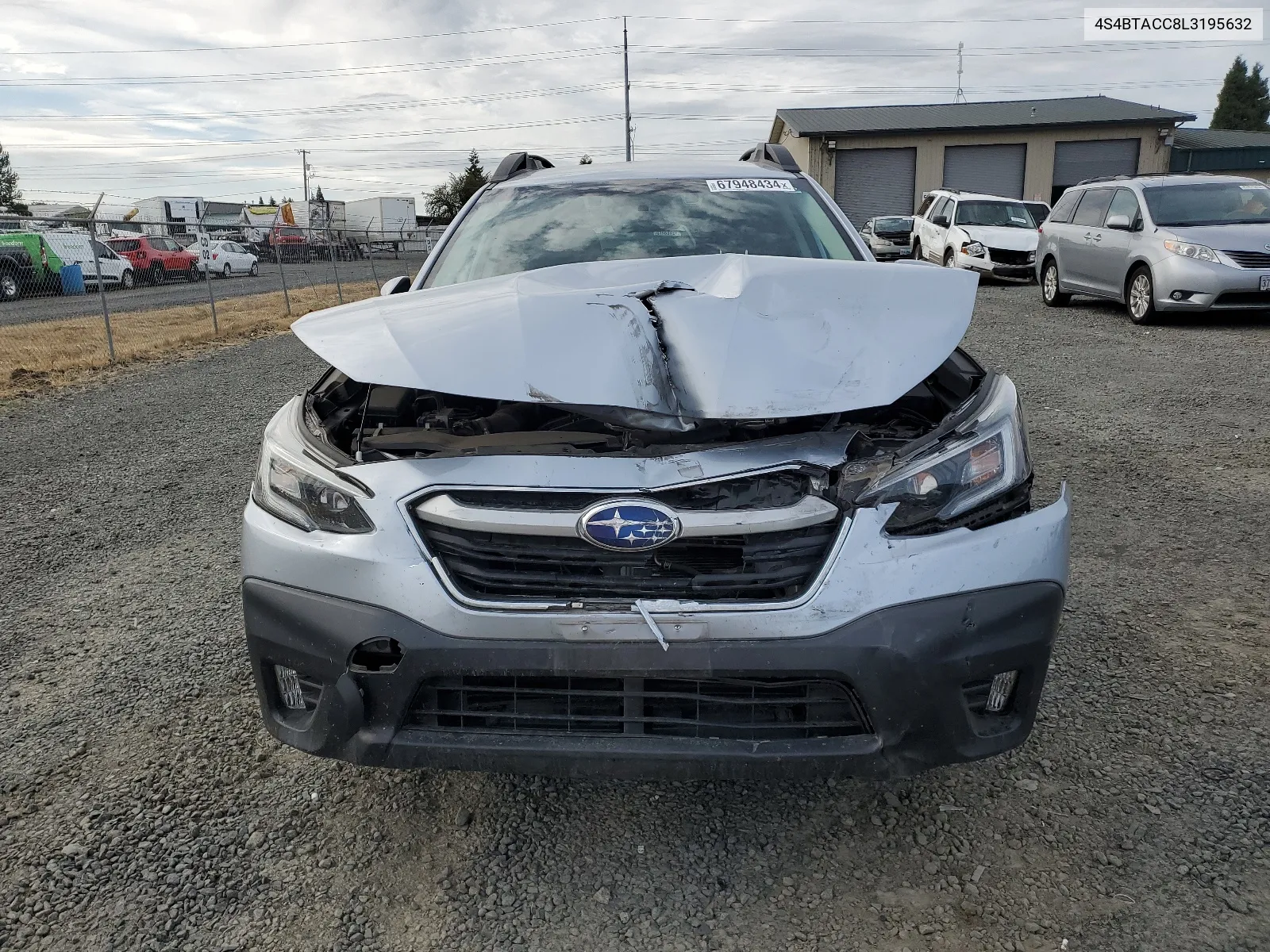 4S4BTACC8L3195632 2020 Subaru Outback Premium