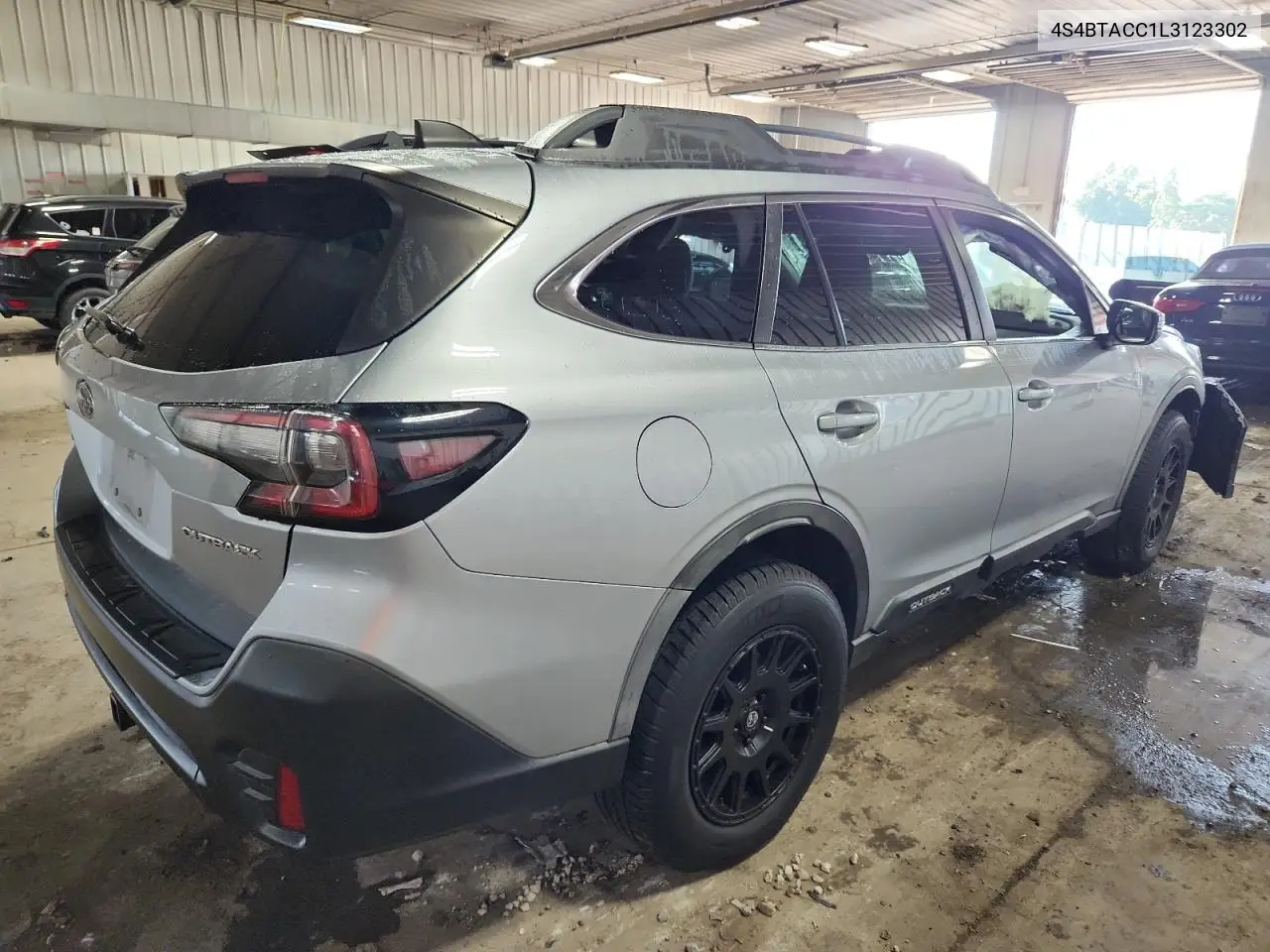 4S4BTACC1L3123302 2020 Subaru Outback Premium
