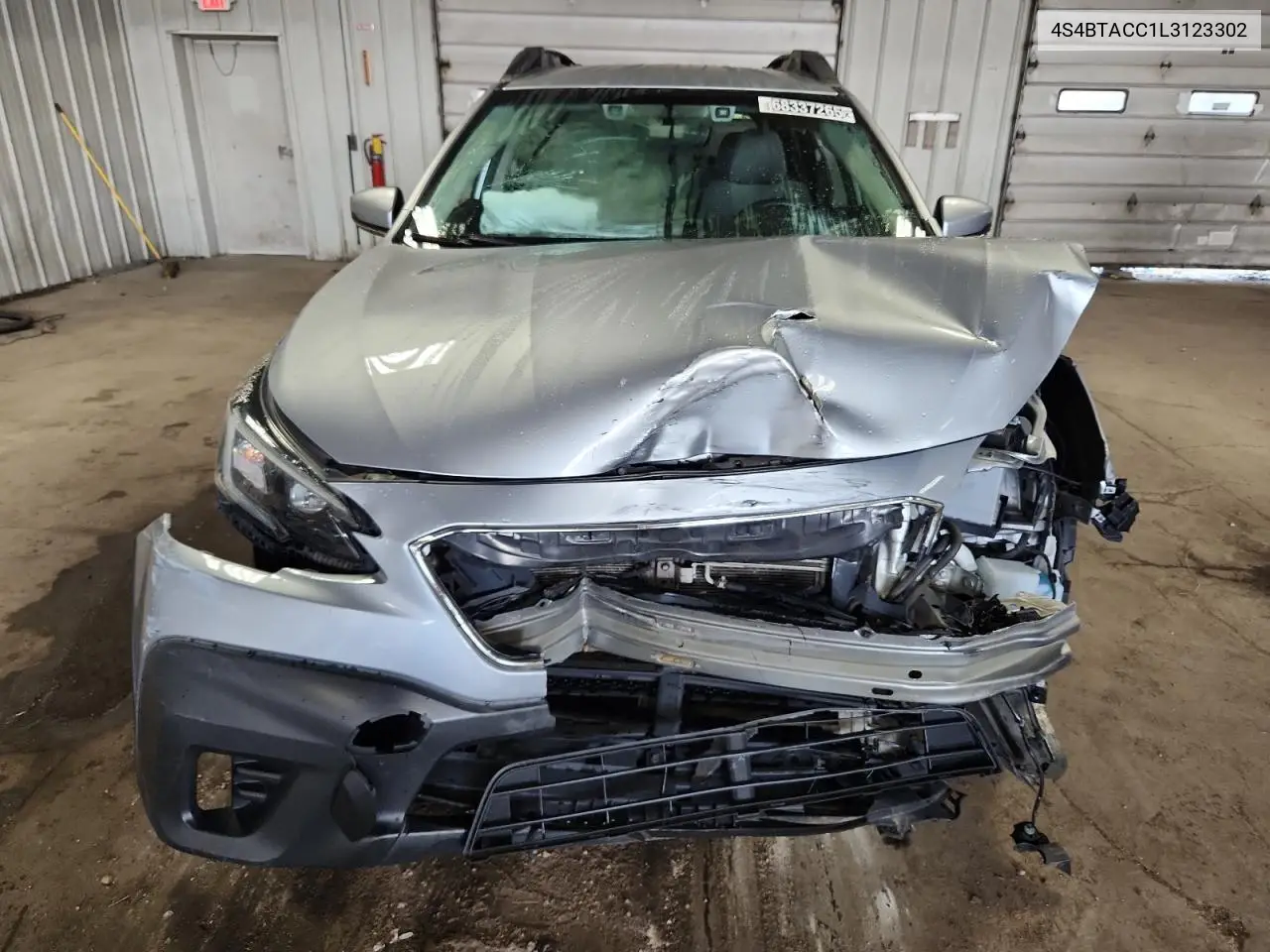4S4BTACC1L3123302 2020 Subaru Outback Premium