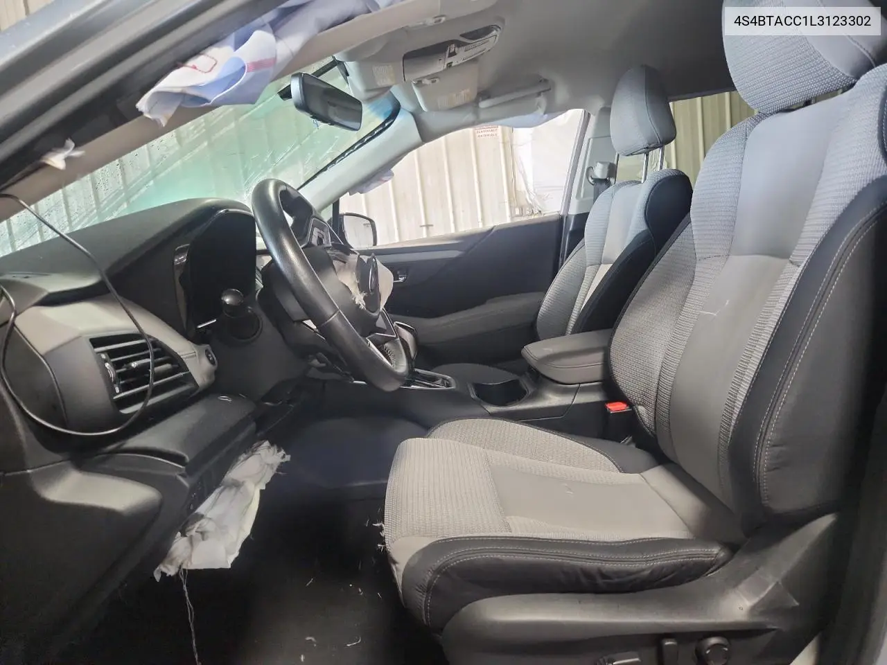 4S4BTACC1L3123302 2020 Subaru Outback Premium