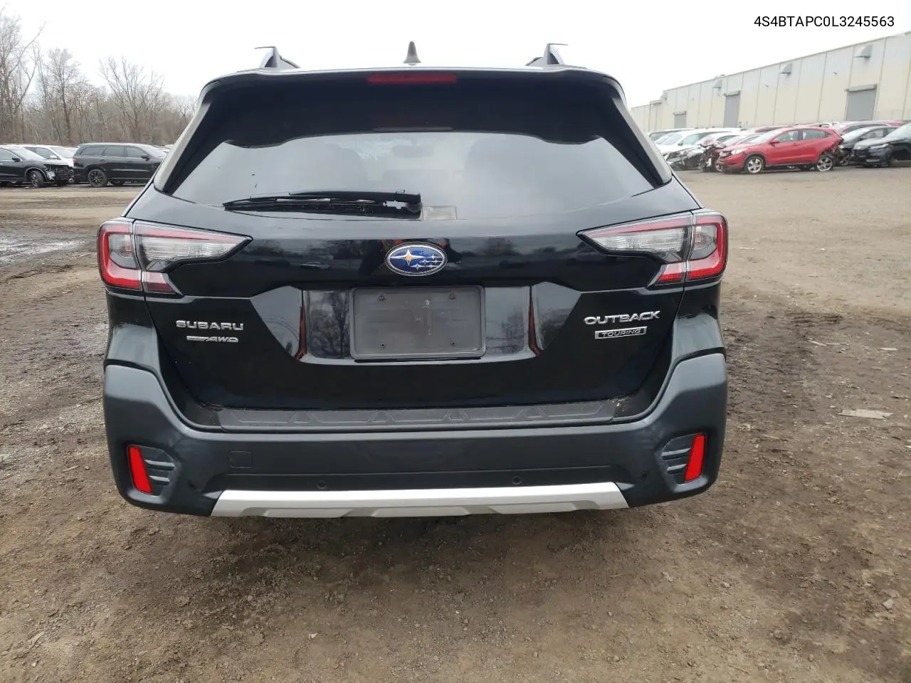 4S4BTAPC0L3245563 2020 Subaru Outback Touring