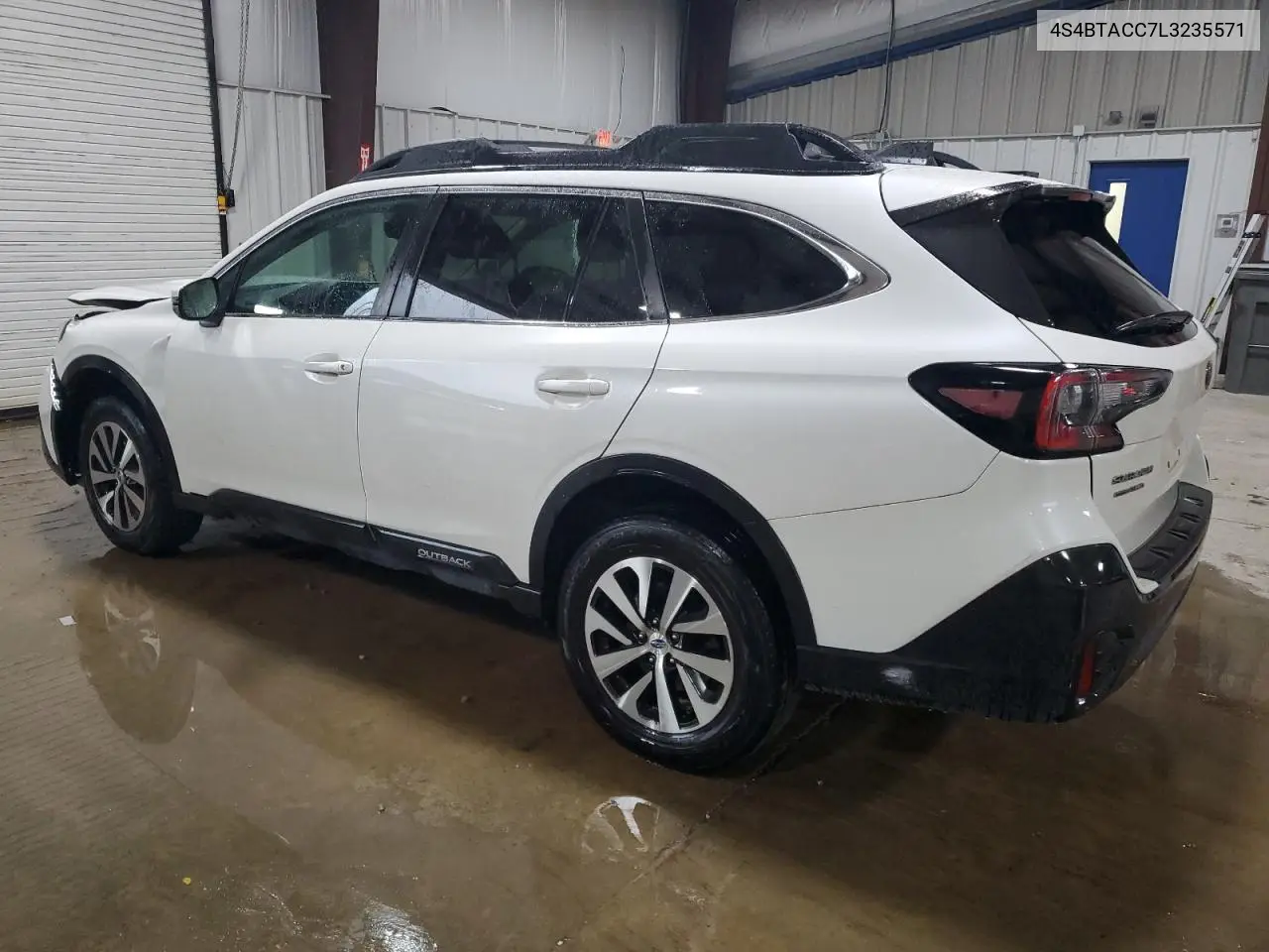 4S4BTACC7L3235571 2020 Subaru Outback Premium