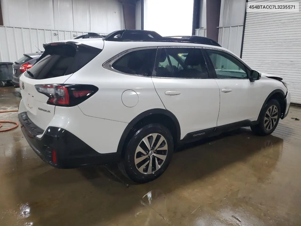 4S4BTACC7L3235571 2020 Subaru Outback Premium