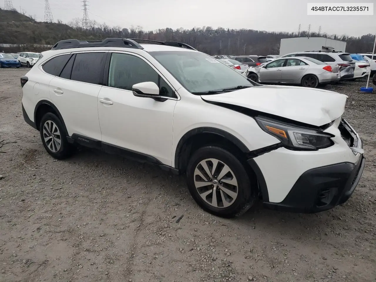 4S4BTACC7L3235571 2020 Subaru Outback Premium