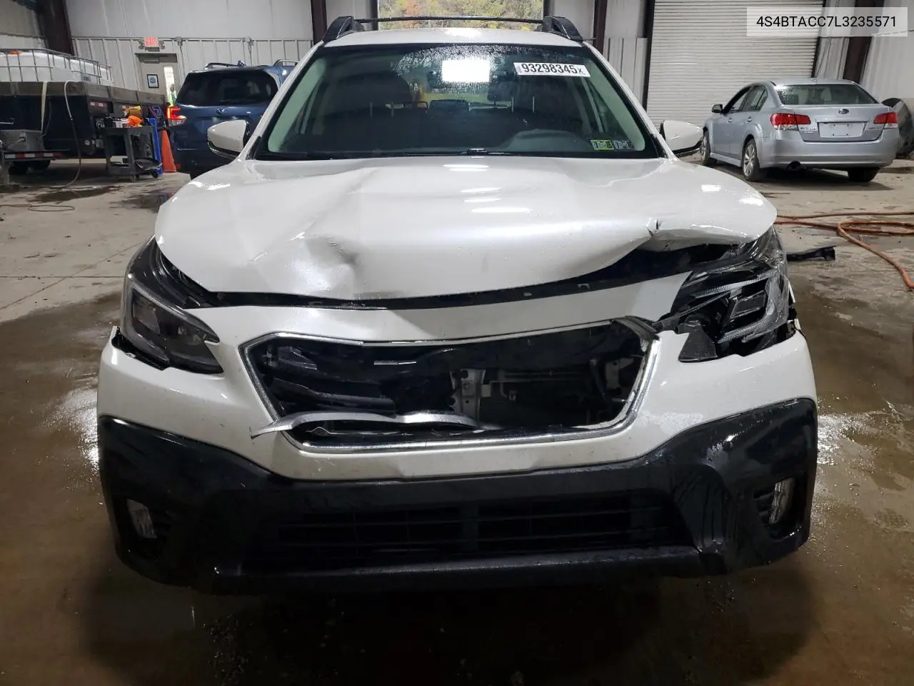 4S4BTACC7L3235571 2020 Subaru Outback Premium