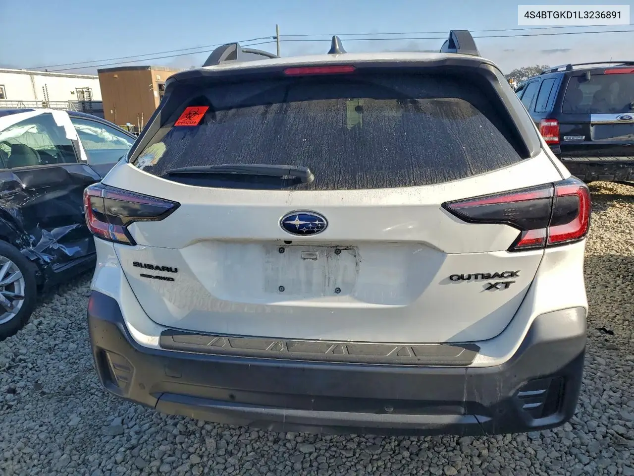 4S4BTGKD1L3236891 2020 Subaru Outback Onyx Edition Xt