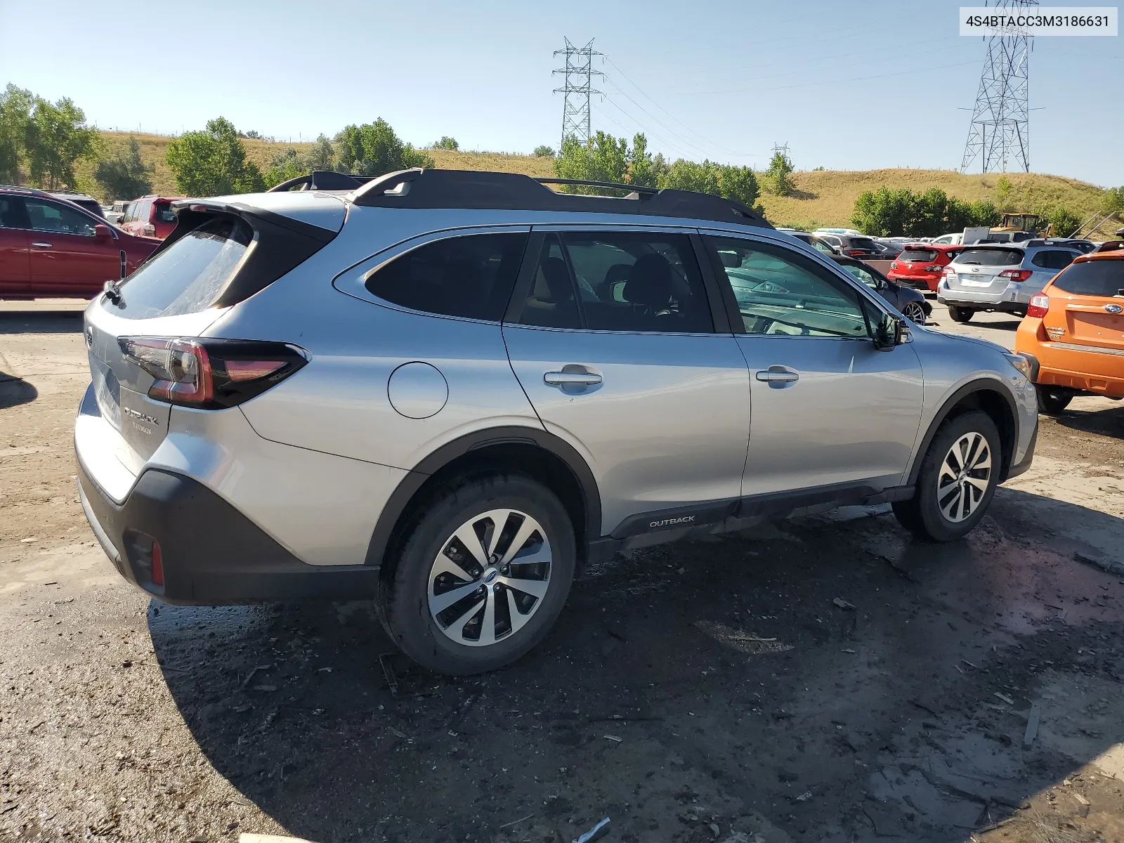 4S4BTACC3M3186631 2021 Subaru Outback Premium