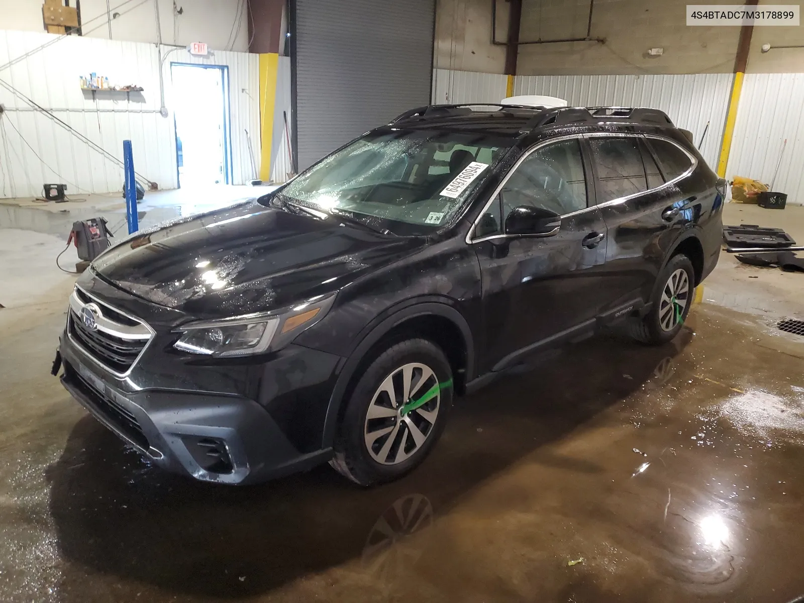 4S4BTADC7M3178899 2021 Subaru Outback Premium