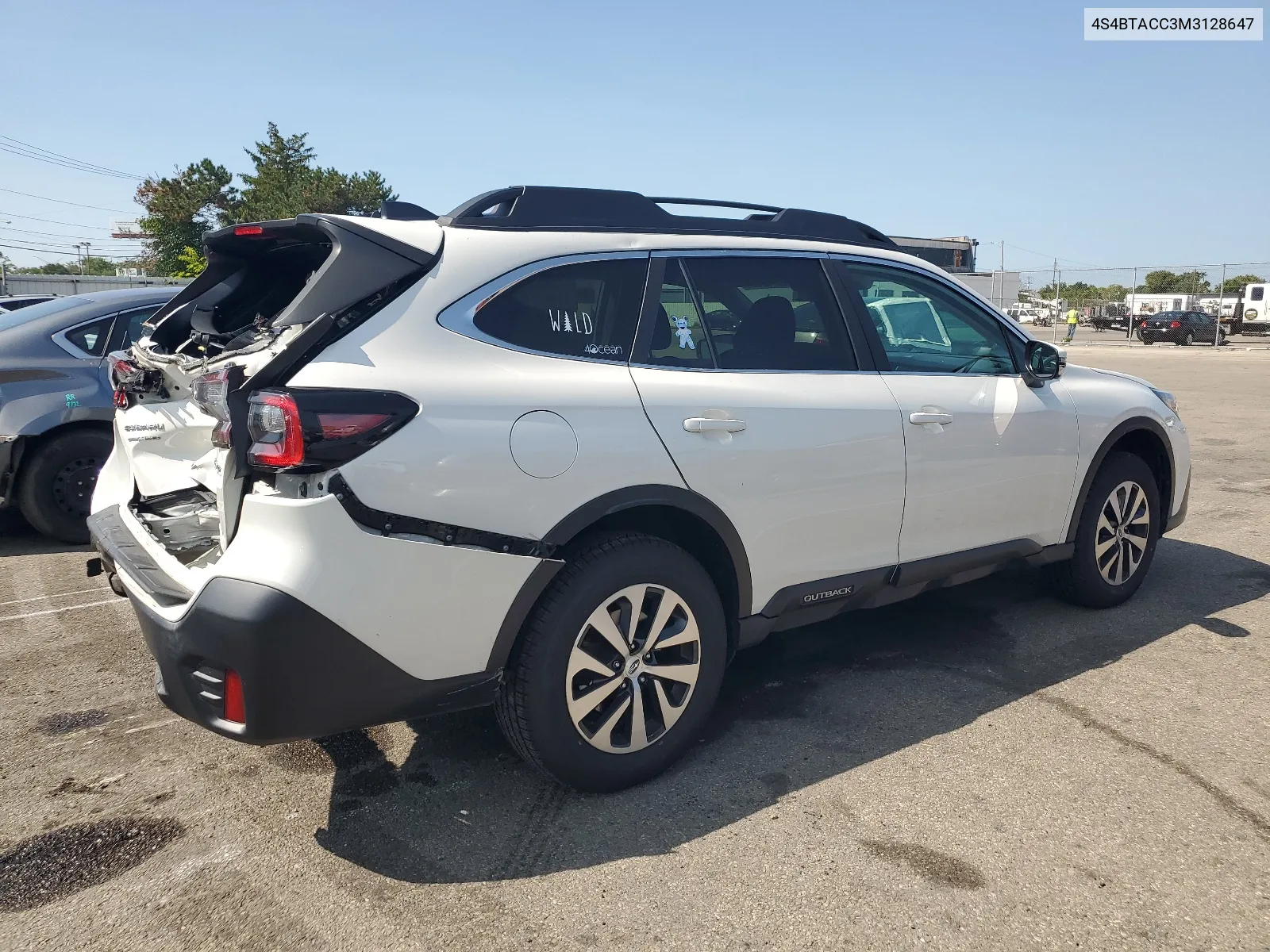 2021 Subaru Outback Premium VIN: 4S4BTACC3M3128647 Lot: 68262094