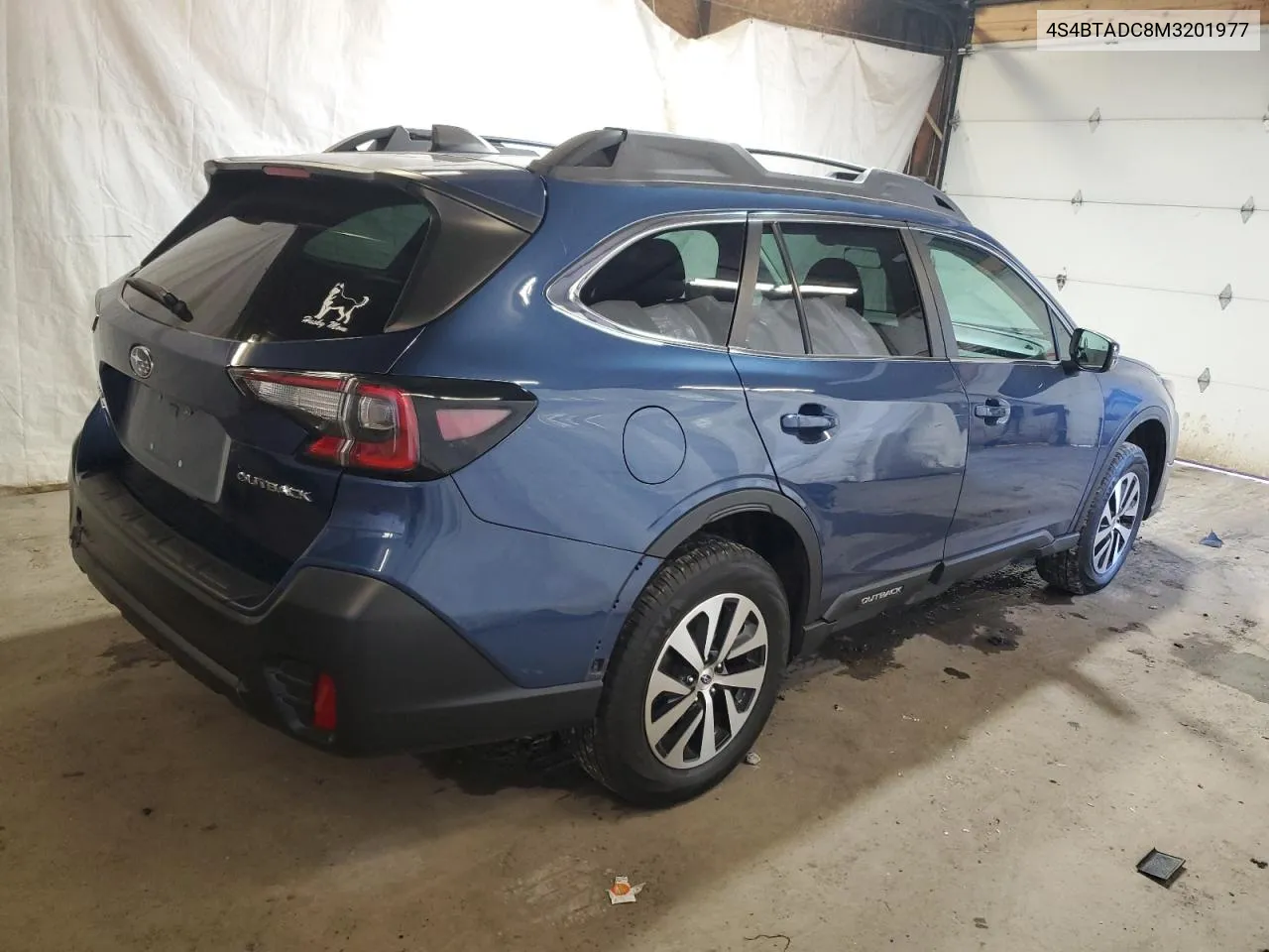 4S4BTADC8M3201977 2021 Subaru Outback Premium