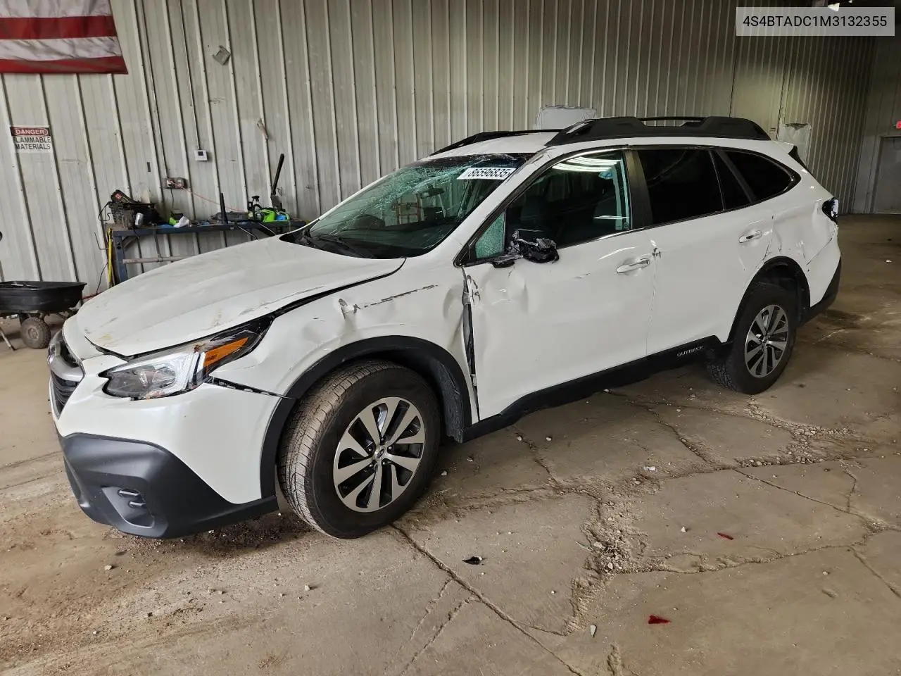 4S4BTADC1M3132355 2021 Subaru Outback Premium