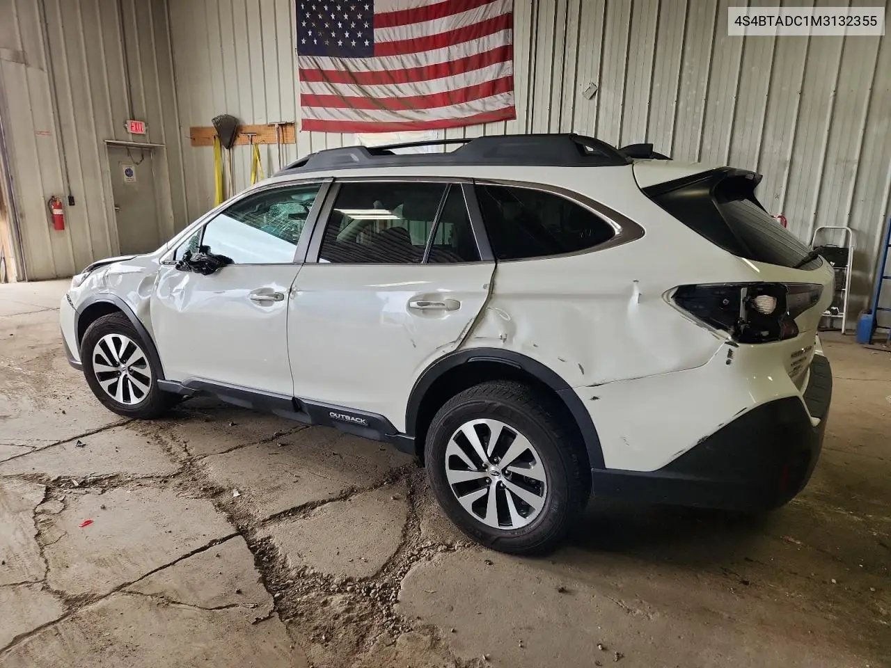 4S4BTADC1M3132355 2021 Subaru Outback Premium