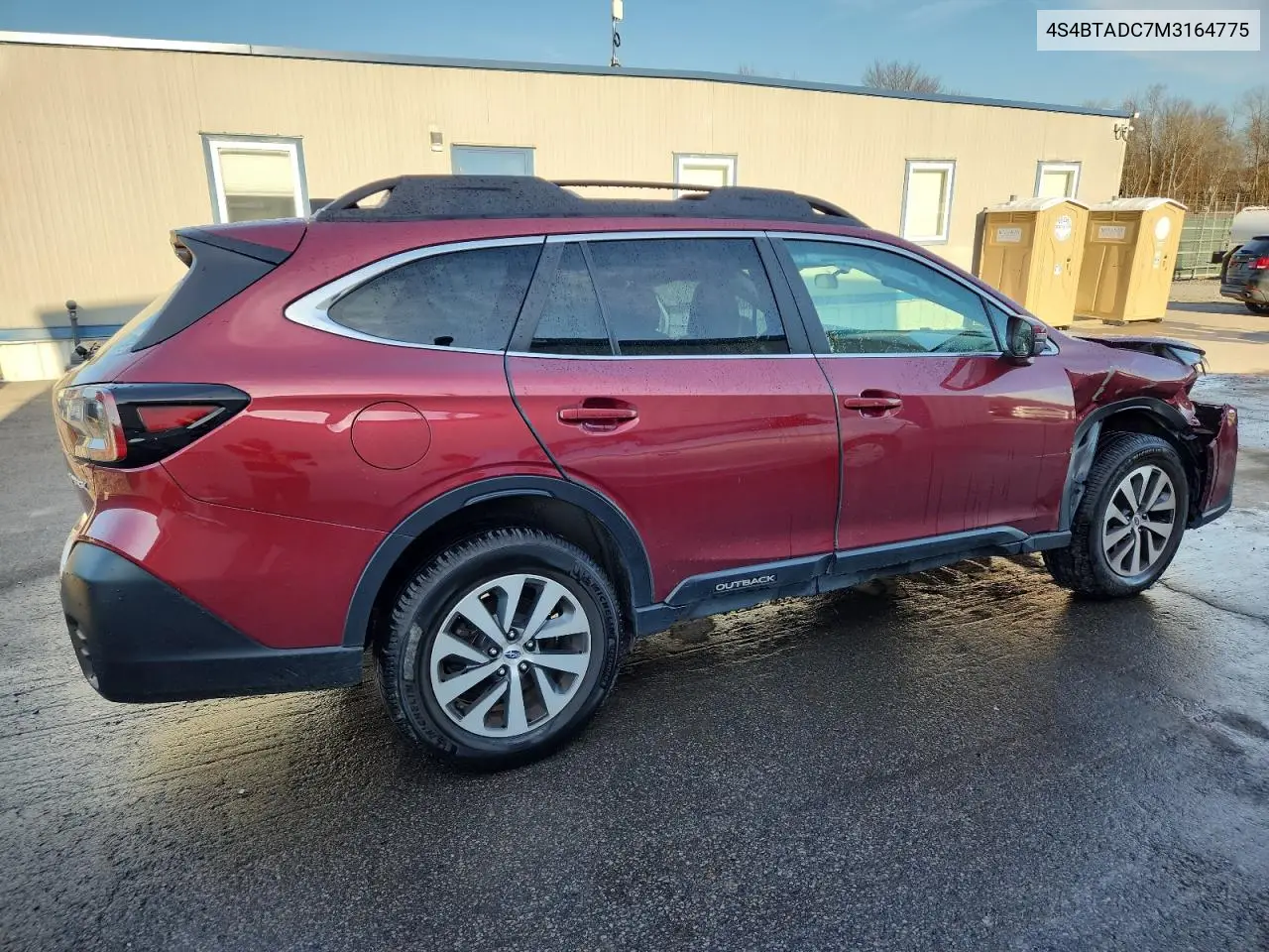4S4BTADC7M3164775 2021 Subaru Outback Premium