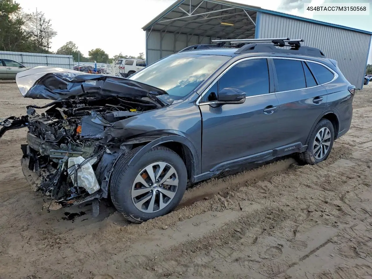 4S4BTACC7M3150568 2021 Subaru Outback Premium