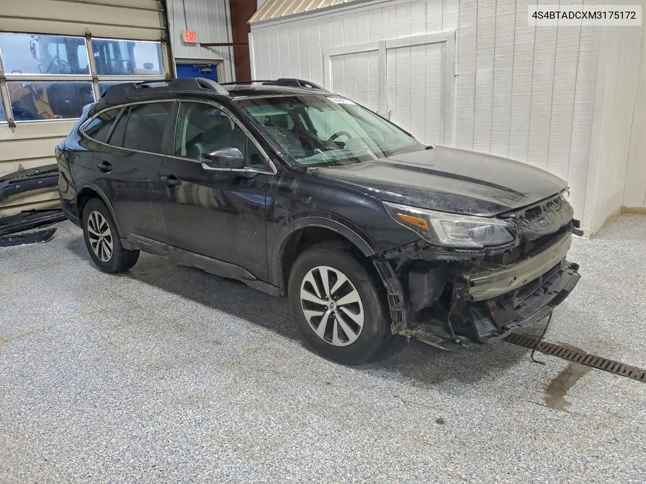 4S4BTADCXM3175172 2021 Subaru Outback Premium