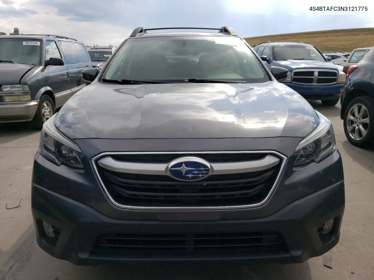 4S4BTAFC3N3121775 2022 Subaru Outback Premium