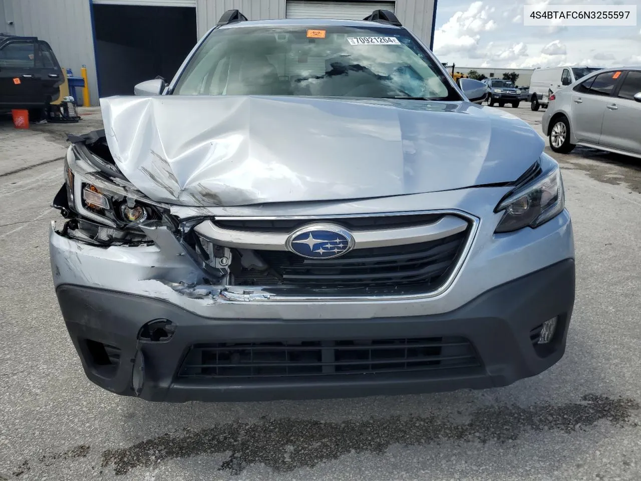 4S4BTAFC6N3255597 2022 Subaru Outback Premium