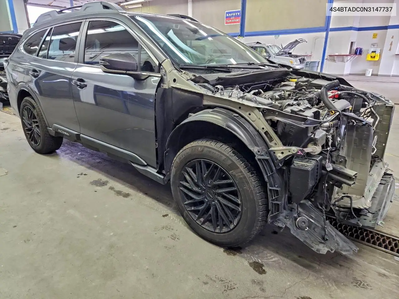 4S4BTADC0N3147737 2022 Subaru Outback Premium