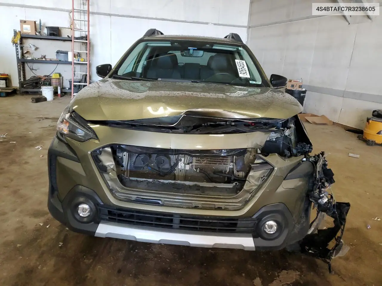 4S4BTAFC7R3238605 2024 Subaru Outback Premium