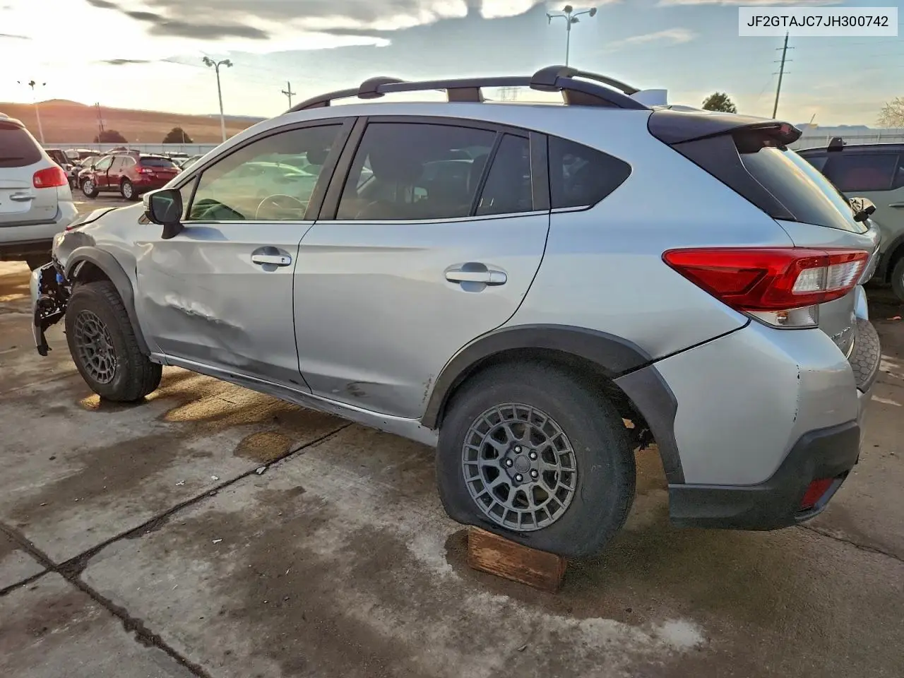 JF2GTAJC7JH300742 2018 Subaru Crosstrek Limited