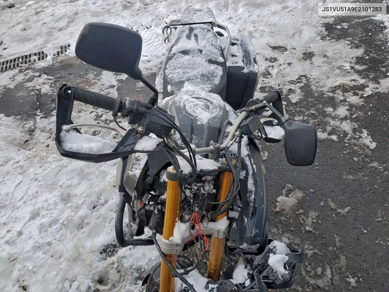 JS1VU51A9E2101283 2014 Suzuki Dl1000